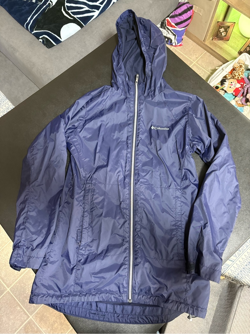 Columbia Women's Hooded Packable Rain Jacket — Navy Blue